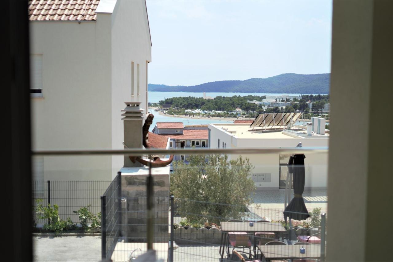 Villa M - Your Business & Holiday Apartment In Sibenik Ngoại thất bức ảnh