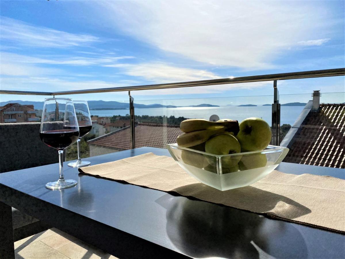 Villa M - Your Business & Holiday Apartment In Sibenik Ngoại thất bức ảnh