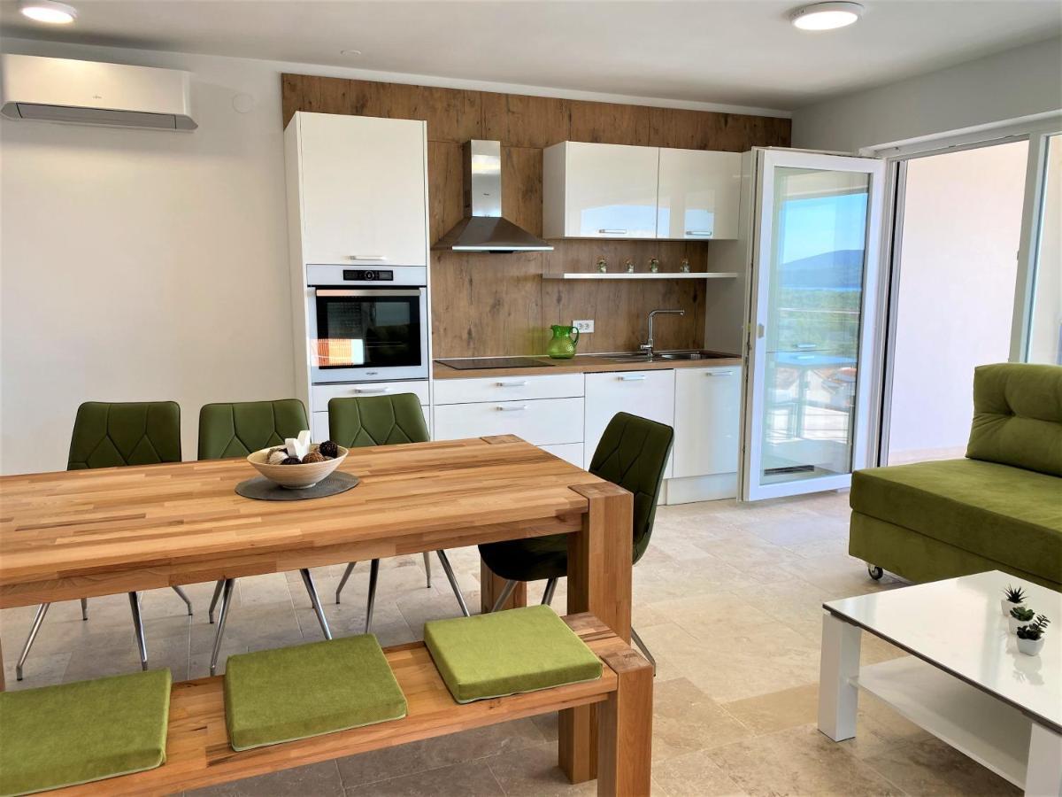 Villa M - Your Business & Holiday Apartment In Sibenik Ngoại thất bức ảnh