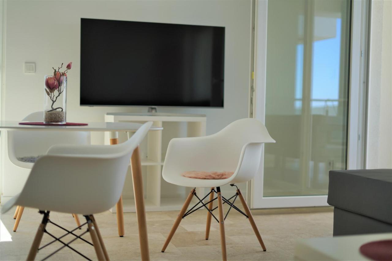 Villa M - Your Business & Holiday Apartment In Sibenik Ngoại thất bức ảnh