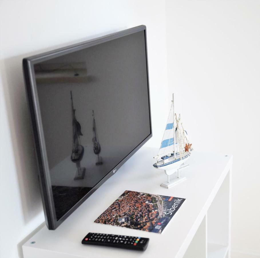 Villa M - Your Business & Holiday Apartment In Sibenik Ngoại thất bức ảnh